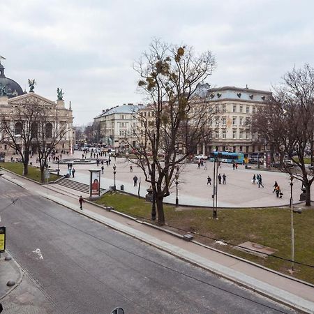 Alfa Apartments Svobody 31 Lviv Bagian luar foto