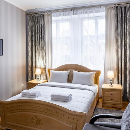 Alfa Apartments Svobody 31 Lviv Bagian luar foto